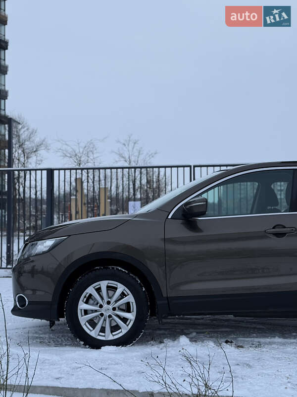 Внедорожник / Кроссовер Nissan Qashqai 2014 в Кропивницком