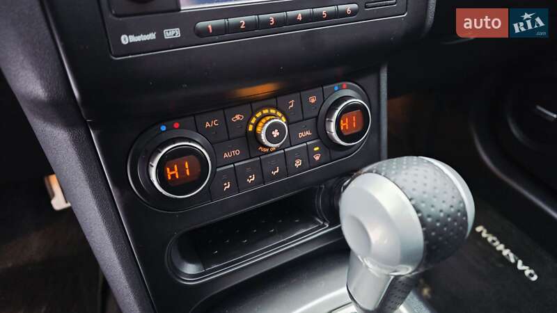 Позашляховик / Кросовер Nissan Qashqai 2012 в Полтаві фото 51 Позашляховик / Кросовер Nissan Qashqai 2012 в Полтаві