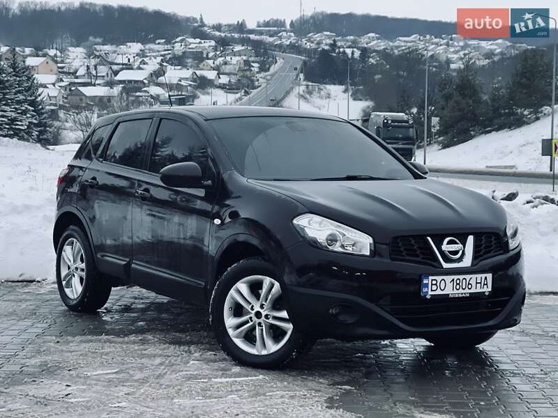Внедорожник / Кроссовер Nissan Qashqai 2011 в Тернополе