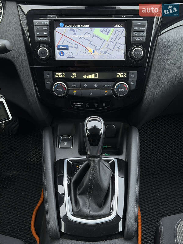 Внедорожник / Кроссовер Nissan Qashqai 2020 в Ивано-Франковске