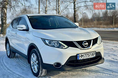 Позашляховик / Кросовер Nissan Qashqai 2016 в Сумах