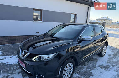 Позашляховик / Кросовер Nissan Qashqai 2014 в Рівному