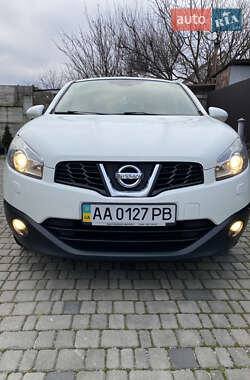 Внедорожник / Кроссовер Nissan Qashqai 2011 в Киеве