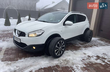 Внедорожник / Кроссовер Nissan Qashqai 2011 в Кицмани
