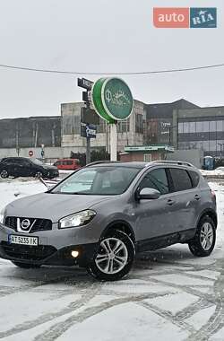 Внедорожник / Кроссовер Nissan Qashqai 2010 в Ивано-Франковске