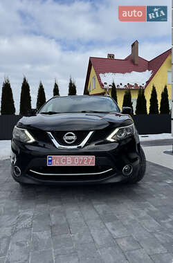 Внедорожник / Кроссовер Nissan Qashqai 2016 в Самборе