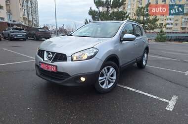 Внедорожник / Кроссовер Nissan Qashqai 2010 в Николаеве