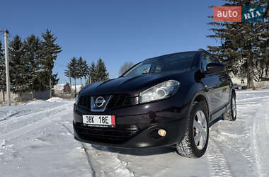 Позашляховик / Кросовер Nissan Qashqai 2010 в Дубні