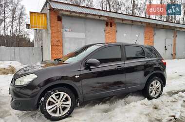 Позашляховик / Кросовер Nissan Qashqai 2012 в Чернігові