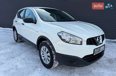 Внедорожник / Кроссовер Nissan Qashqai 2011 в Каменском
