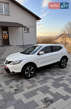 Позашляховик / Кросовер Nissan Qashqai 2017 в Калуші