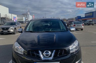 Позашляховик / Кросовер Nissan Qashqai 2011 в Києві