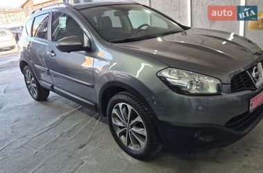 Позашляховик / Кросовер Nissan Qashqai 2013 в Рівному