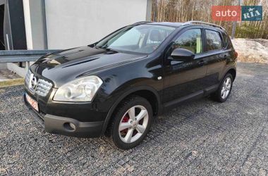 Внедорожник / Кроссовер Nissan Qashqai 2010 в Мене