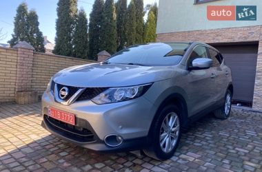 Внедорожник / Кроссовер Nissan Qashqai 2014 в Черновцах
