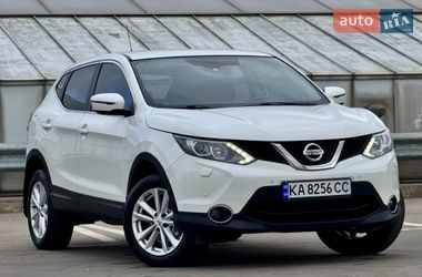 Внедорожник / Кроссовер Nissan Qashqai 2015 в Киеве