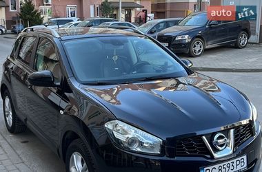 Позашляховик / Кросовер Nissan Qashqai 2010 в Львові