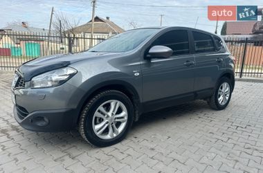 Позашляховик / Кросовер Nissan Qashqai 2011 в Ізяславі