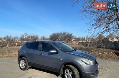 Позашляховик / Кросовер Nissan Qashqai 2010 в Києві