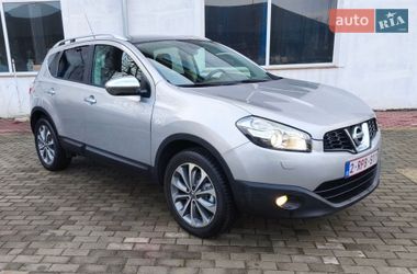 Позашляховик / Кросовер Nissan Qashqai 2011 в Стрию