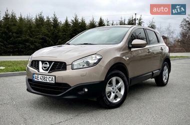 Позашляховик / Кросовер Nissan Qashqai 2013 в Дніпрі