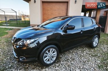 Позашляховик / Кросовер Nissan Qashqai 2015 в Коломиї