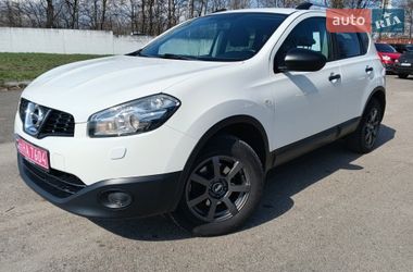 Позашляховик / Кросовер Nissan Qashqai 2013 в Києві
