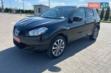 Внедорожник / Кроссовер Nissan Qashqai 2010 в Городке