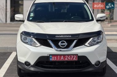 Позашляховик / Кросовер Nissan Qashqai 2015 в Рівному