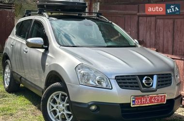 Позашляховик / Кросовер Nissan Qashqai 2008 в Косові