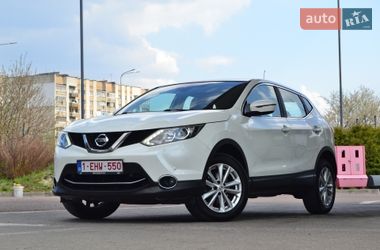 Позашляховик / Кросовер Nissan Qashqai 2015 в Дрогобичі