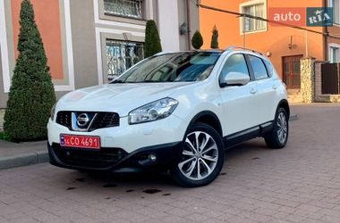 Внедорожник / Кроссовер Nissan Qashqai 2013 в Стрые