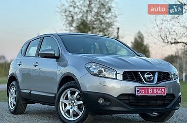 Внедорожник / Кроссовер Nissan Qashqai 2010 в Млинове