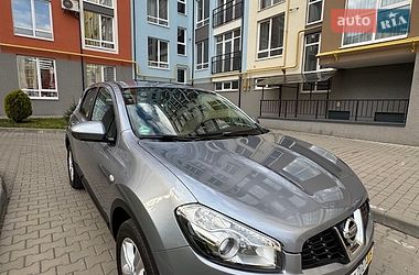 Внедорожник / Кроссовер Nissan Qashqai 2012 в Черновцах