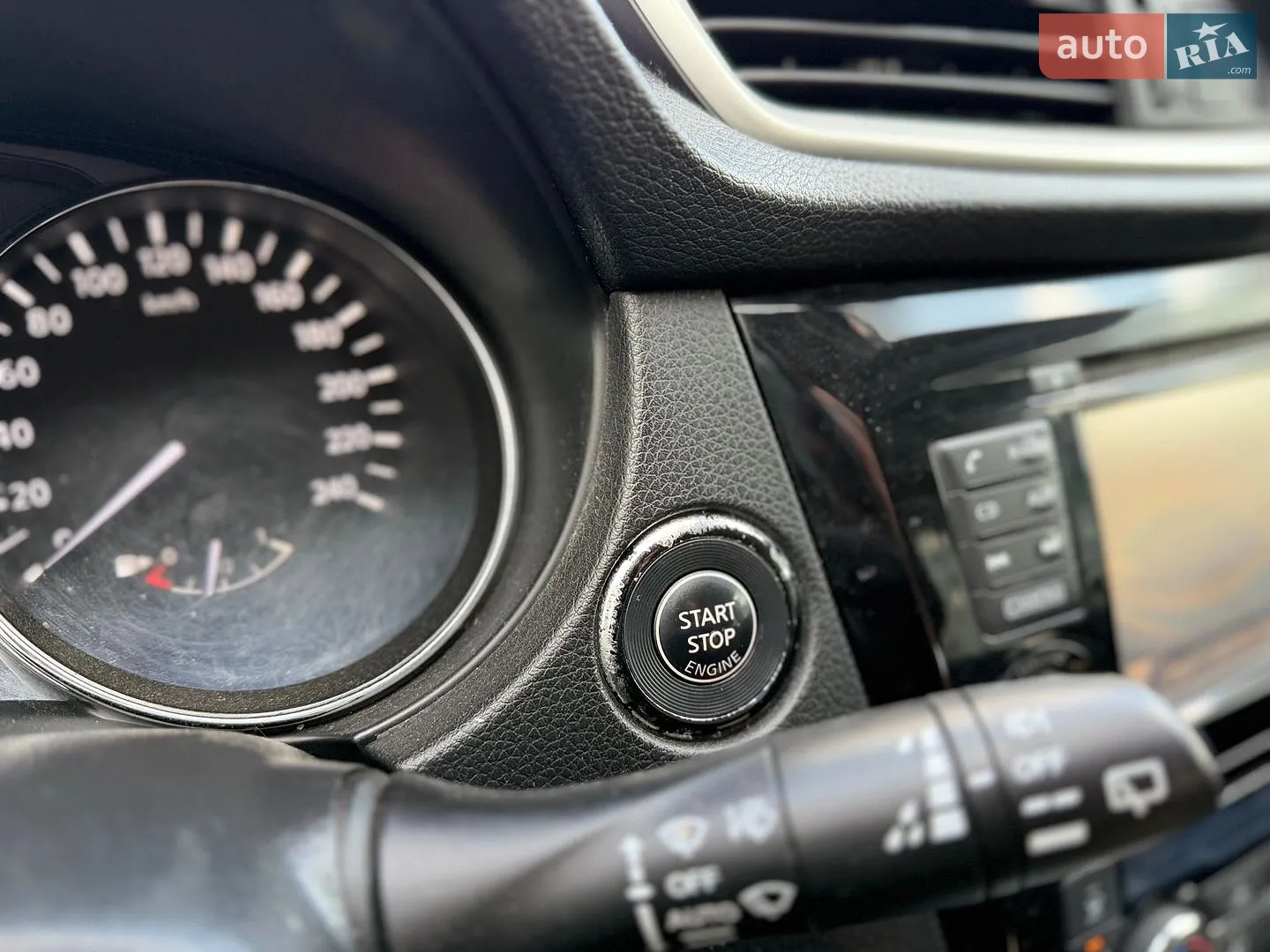 2015 Nissan Qashqai - мініатюра 33