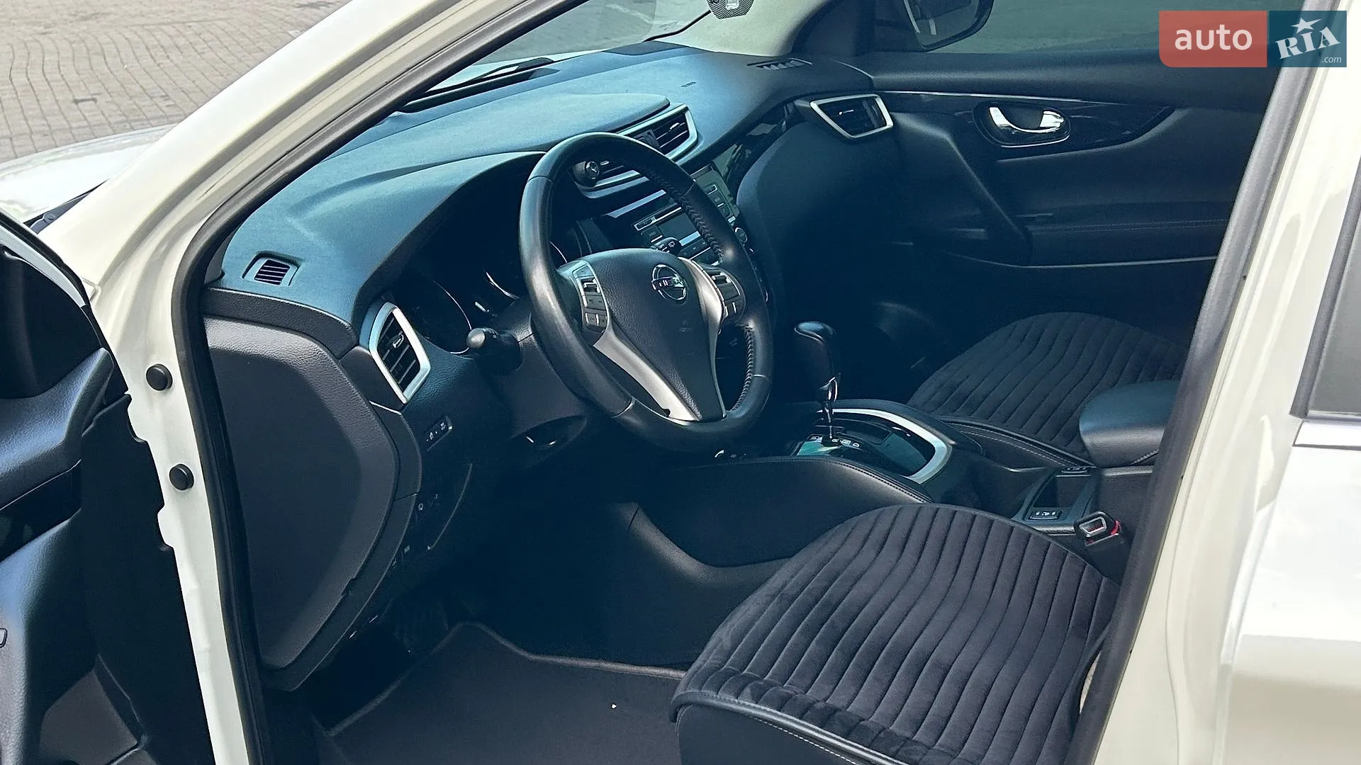2015 Nissan Qashqai - мініатюра 23