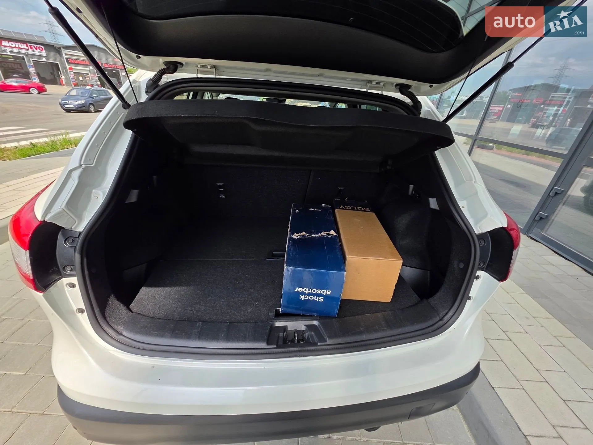 2015 Nissan Qashqai - мініатюра 48