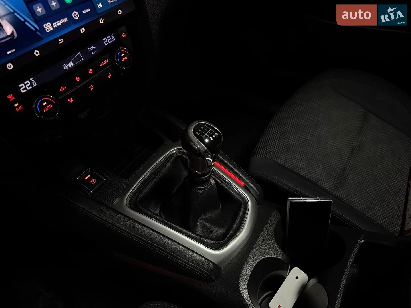 2015 Nissan Qashqai - мініатюра 38