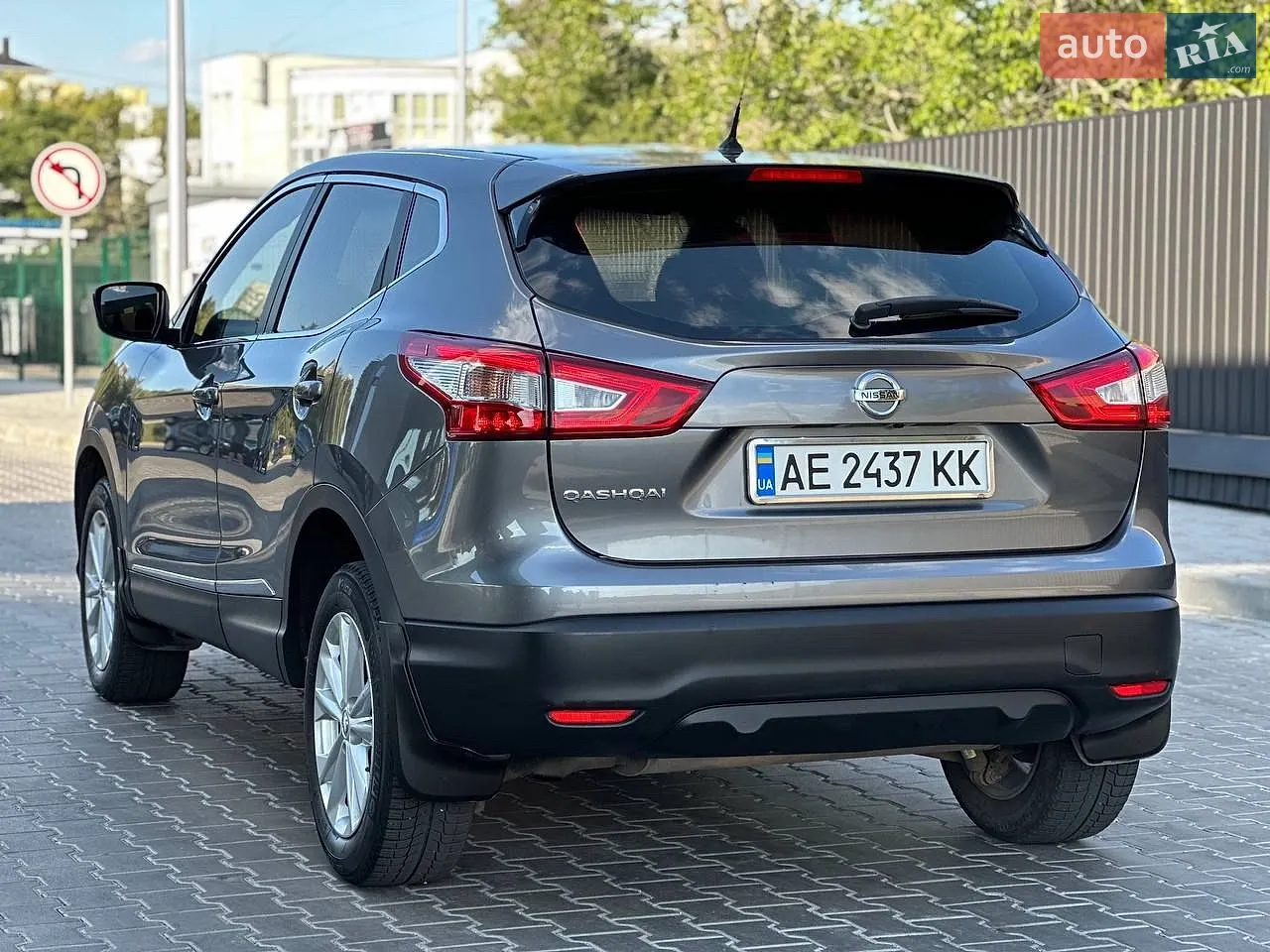 2015 Nissan Qashqai - мініатюра 9