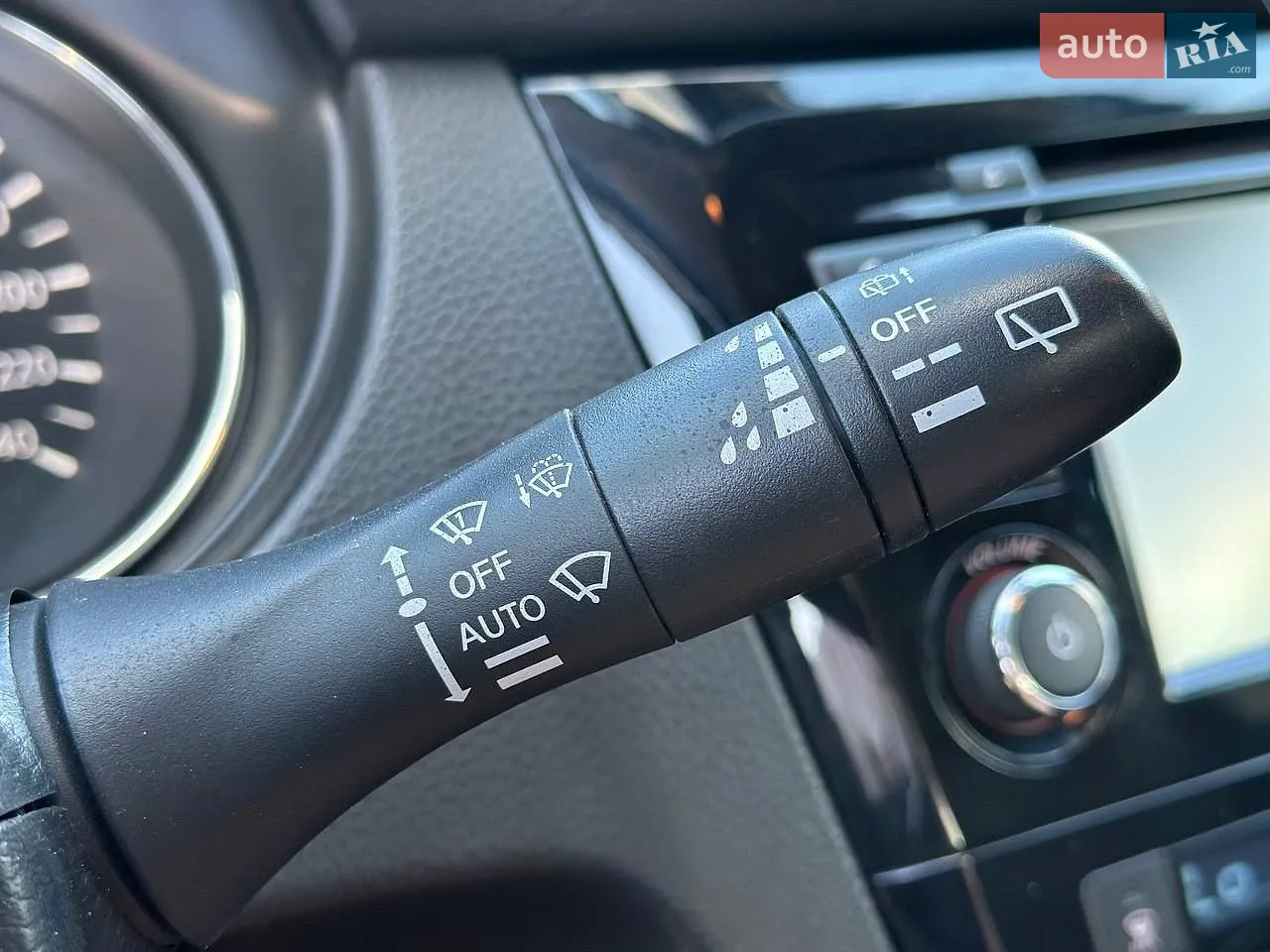 2015 Nissan Qashqai - мініатюра 36