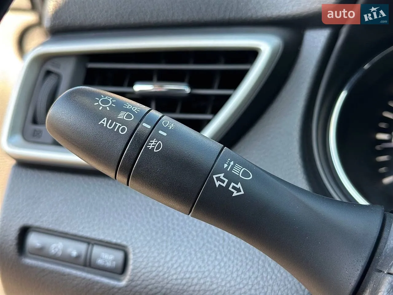2015 Nissan Qashqai - мініатюра 37