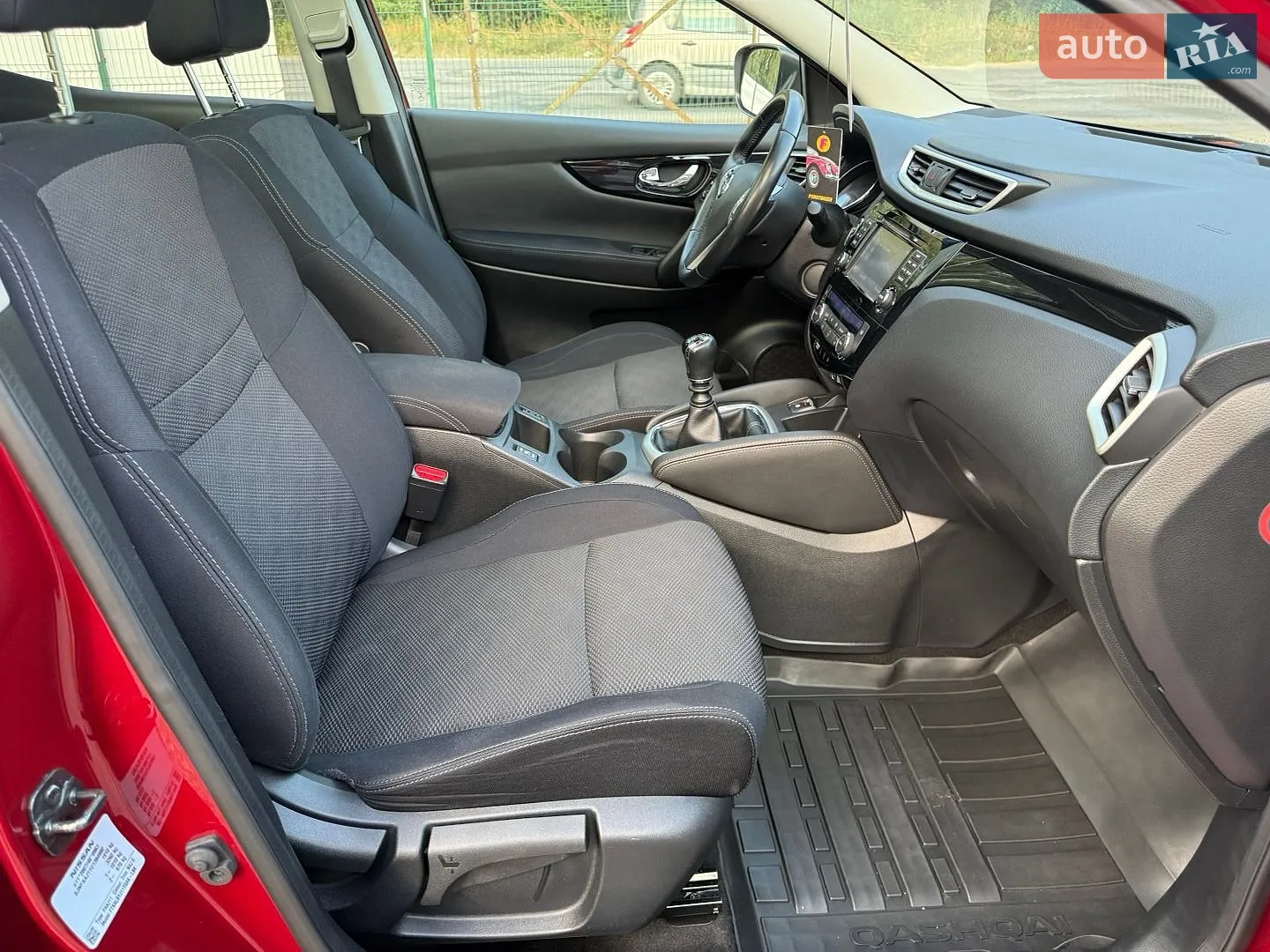2015 Nissan Qashqai - мініатюра 25