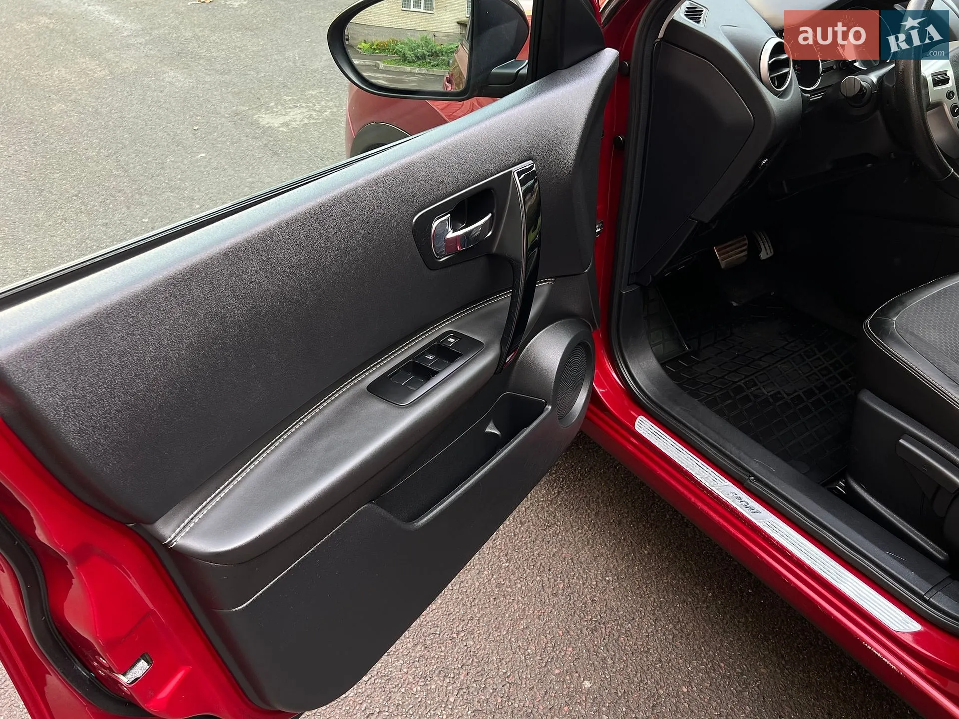 2013 Nissan Qashqai - мініатюра 16