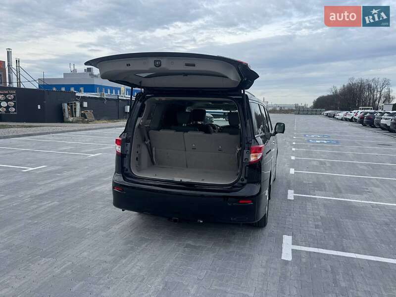 Минивэн Nissan Quest 2015 в Киеве фото 8 Минивэн Nissan Quest 2015 в Киеве