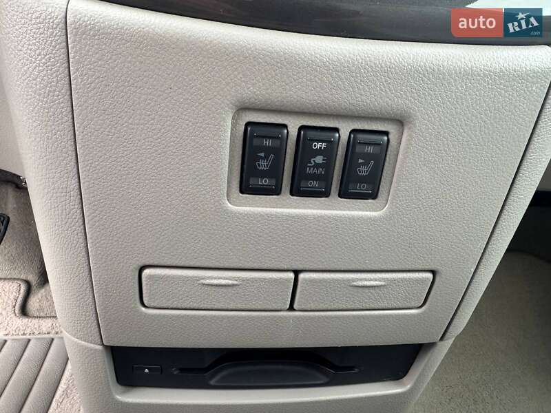 Минивэн Nissan Quest 2015 в Киеве фото 28 Минивэн Nissan Quest 2015 в Киеве