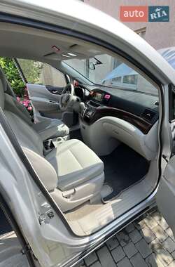 Мінівен Nissan Quest 2016 в 