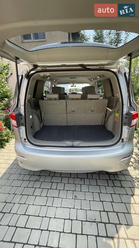 Минивэн Nissan Quest 2016 в Черкассах