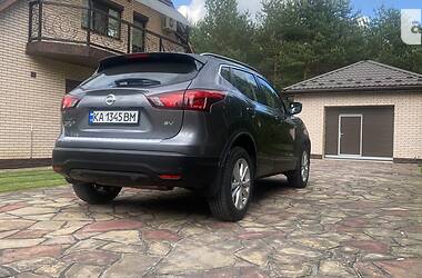 Внедорожник / Кроссовер Nissan Rogue Sport 2019 в Киеве