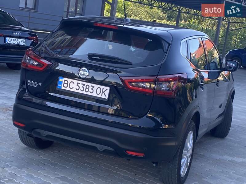 Внедорожник / Кроссовер Nissan Rogue Sport 2021 в Дрогобыче