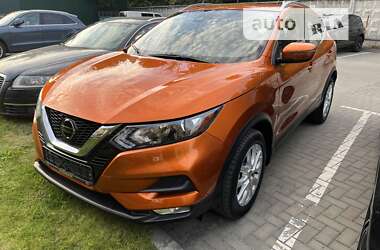 Внедорожник / Кроссовер Nissan Rogue Sport 2020 в Киеве